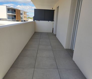 Location Appartement 2 pièces 42m² - Photo 2