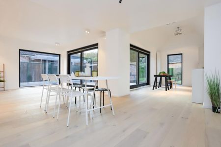 Vrijstaande villa in hartje Sint-Martens-Latem - Foto 4