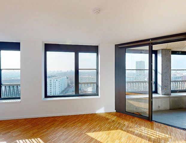 SPRING TOWER: Exklusives 3-Zimmer-Apartment mit zwei Loggien und Luxus-Feeling - Foto 1