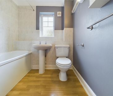 Arthurs Close, Emersons Green, Bristol, BS16 - Photo 5