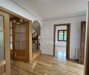 Luxury House for rent in Madrid, Autonomous Region of Madrid - Photo 6