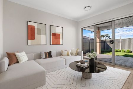 Family Home - Photo 3