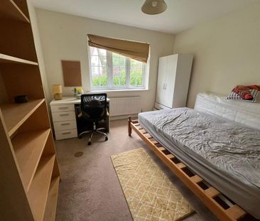 7 bedroom detached house to rent - Photo 1