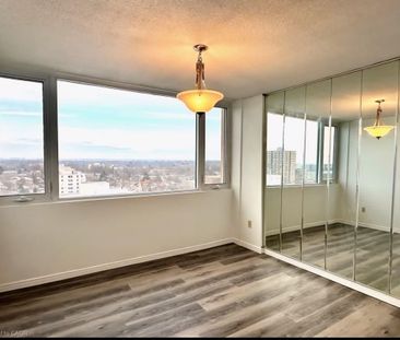 For Lease - 389 Dundas Street, London East, Ontario - Photo 2