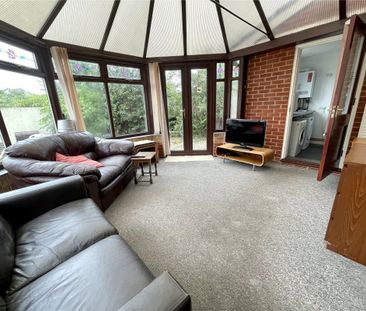 Abbott Close, Bournemouth, BH9 - Photo 2