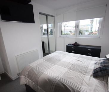 2 bedroom apartment to rent - Photo 6