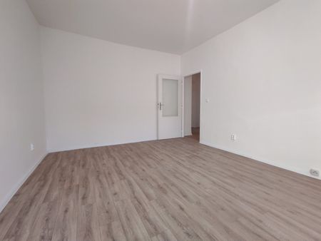 Pronájem bytu 3+1 • 66 m² bez realitkyŠkolní, Orlová - Horní Lutyně, Moravskoslezský kraj - Photo 3