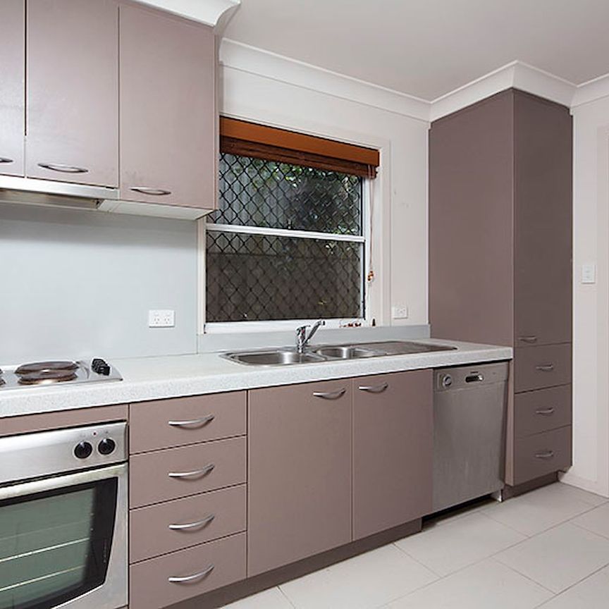 2/126 Grenfell Street, Mount Gravatt East. - Photo 1