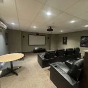 1 room apartment of 88m² in Gatineau - Photo 2