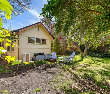 Elegant Character Home in the Frankston High School Zone - Photo 2