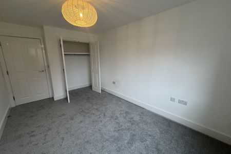 Coxhill Way, AYLESBURY - Photo 4