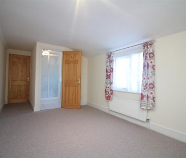 5 Bedroom House To Let - Photo 3