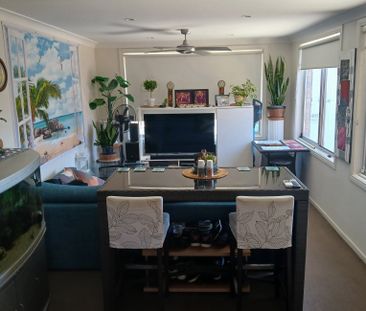 Surfers Paradise - Photo 1