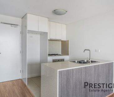 Elegant Two-Bedroom Unit in the Heart of Campbelltown - Photo 6