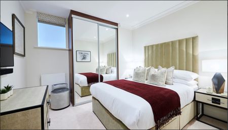 1 Bedroom , - Photo 4