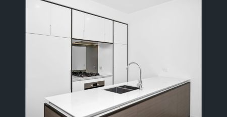 Stylish & Convenient Riverside Location - Photo 2