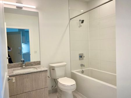 For Lease - 395 Bloor Street Unit# 2810, Toronto, Ontario - Photo 5