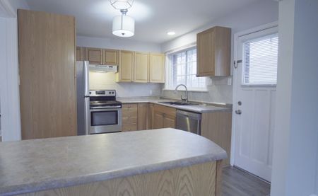 For Lease - 248 St Vincent Street Unit# Upper, Barrie, Ontario - Photo 5
