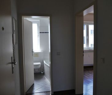 ﻿Schöne 2-Zimmer-Wohnung mit Tageslichtbad und Balkon im Limes-Quartier zu vermieten - Foto 2