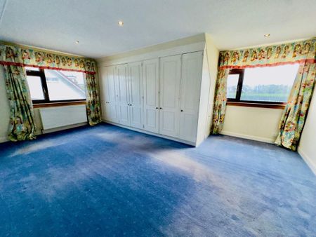 5 bedroom detached house to rent - Photo 4