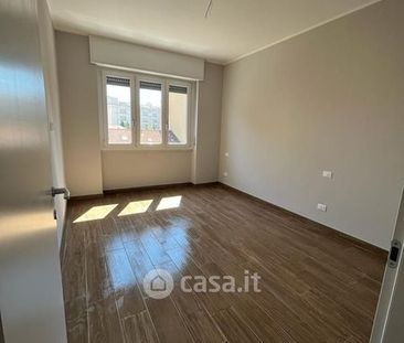 Trilocale in Affitto in Via Adige 10 a Milano - Foto 2