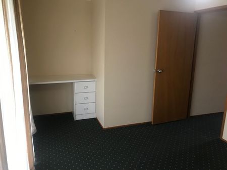 CLOSE TO HOSPITAL - Photo 4