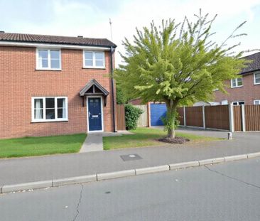 3 bedroom semi-detached house to rent - Photo 5