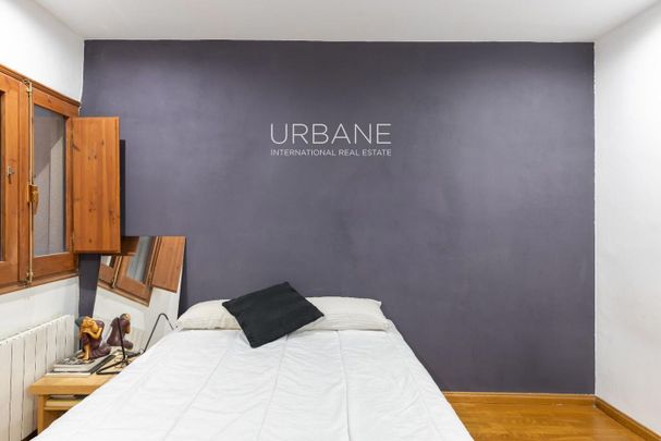 Piso Amueblado de 2 Habitaciones en Alquiler Temporal en el Barrio Gótico de Barcelona - Photo 1