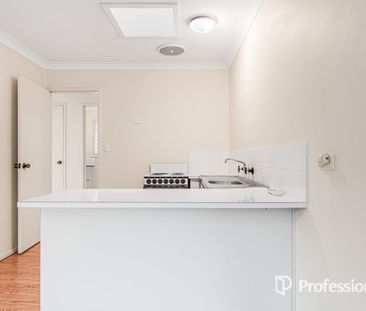 LOW MAINTENANCE VILLA - GREAT LOCATION! - Photo 6