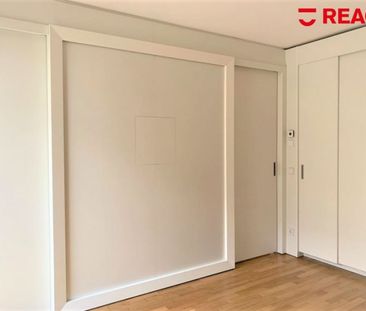 Pontviertel: 2-Zimmer-Wohnung mit Einbauküche und moderner Ausstatt... - Photo 2