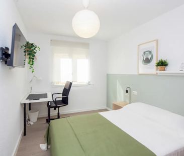 Carrer del Doctor Manuel Candela, Valencia, Valencian Community 46021 - Photo 3