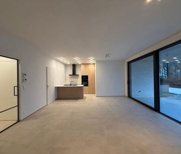 Appartement te huur - Foto 2