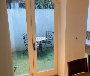 3 bedroom apartment to rent - Photo 5