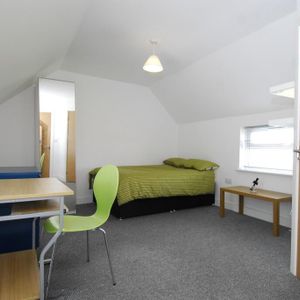 2 bedroom house share to rent - Photo 2