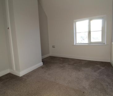 3 bedroom detached house to rent - Photo 4