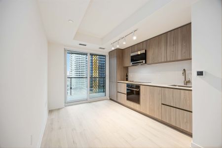 For Lease - 120 Broadway Avenue Unit# 1011, Toronto, Ontario - Photo 4
