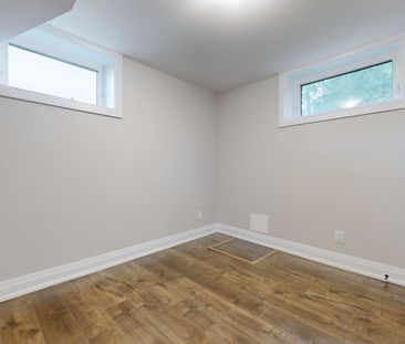 For Lease - 1661 Mount Albert Road Unit# Unit 2, East Gwillimbury, ... - Photo 2