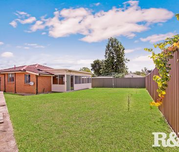 HOUSE AND GRANNY FLAT - Photo 6