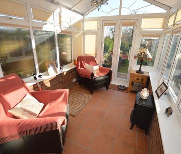 3 bedroom semi-detached house to rent - Photo 3