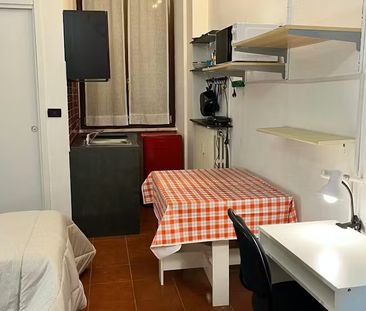 Via Pesaro, Turin, Piedmont 10152 - Foto 5