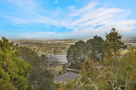 Your New Home in Hillsborough Awaits - Photo 5