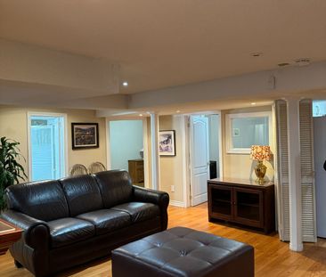 For Lease - 6921 Golden Hills Way, Mississauga, Ontario - Photo 1