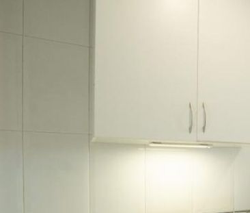 Luxury Flat for rent in Nueva Andalucia, Spain - Photo 4