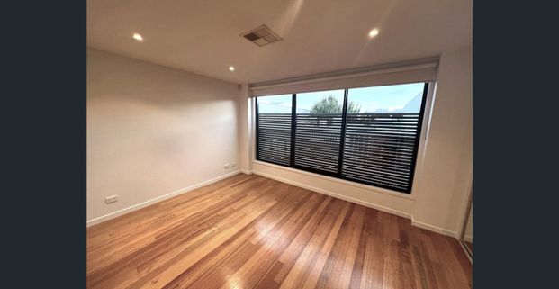 EXPERIENCE MODERN LIVING AT ITS FINEST IN RICHMOND - Photo 1