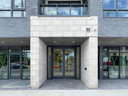 For Lease - 800 Broadview Avenue Unit# 201, Toronto, Ontario - Photo 4