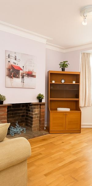 5 Bed Semi-Detached House, Wood End Avenue, HA2 - Photo 1