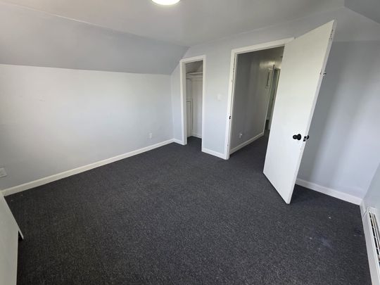 For Lease - 5957 Barker Street Unit# Unit 3, Niagara Falls, Ontario - Photo 1