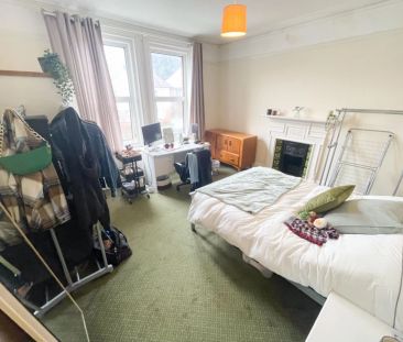 To Rent Bryanstone Road, Winton, Bournemouth, BH3 £2,970 pcm Tenanc... - Photo 4