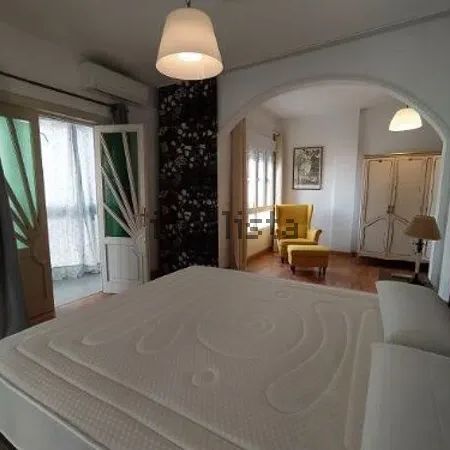 Alquiler de piso en Alameda de Colón - Foto 1