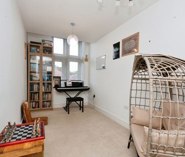 3 bedroom apartment to rent - Photo 1